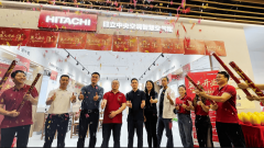 <b>但前提是一路把客户</b>